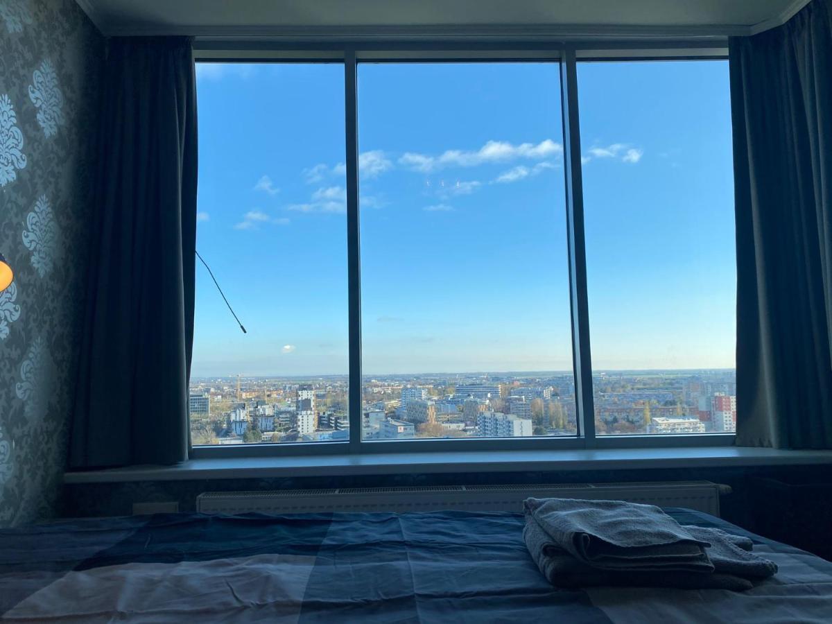 Fantastic View From The 20Th Floor Διαμέρισμα Μπρατισλάβα Εξωτερικό φωτογραφία